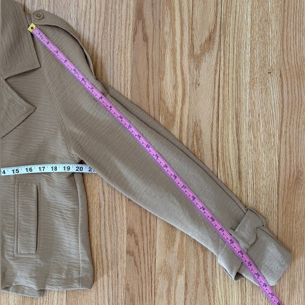 Laundry By Shelli Segal Cropped Shirt Jacket in camel - Picture 8 of 11